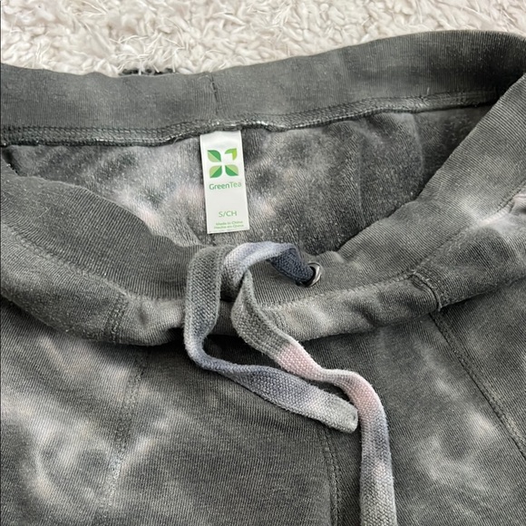 GreenTea Tie-Dye Sweat Joggers - Picture 3 of 5